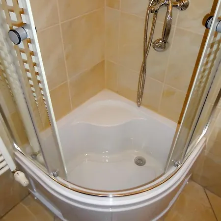 Lorabel Apartmanhaz アパート