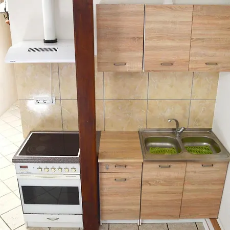 Apartment Lorabel Apartmanhaz