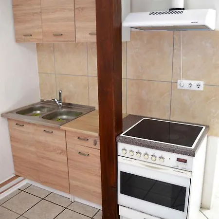 Lorabel Apartmanhaz Heviz