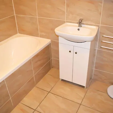 Lorabel Apartmanhaz *