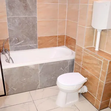Lorabel Apartmanhaz Lejlighed Hévíz