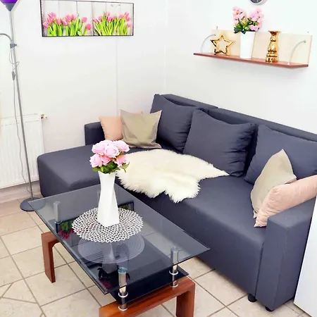 Lorabel Apartmanhaz Apartment *