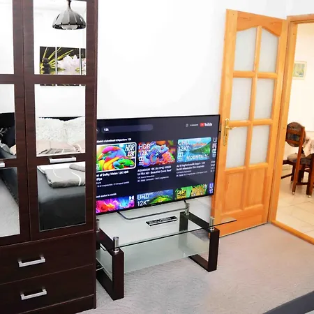 Lorabel Apartmanhaz Apartment