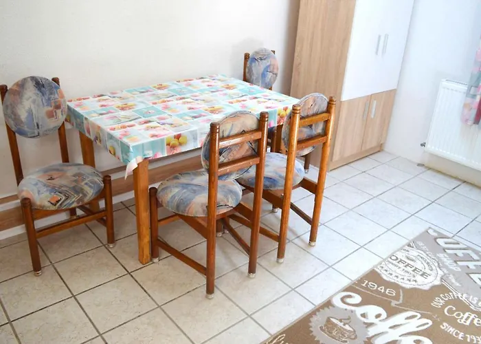 Lorabel Apartmanhaz Апартаменты *