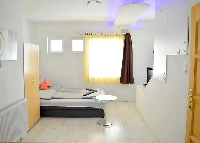 Lorabel Apartmanhaz Apartmán *
