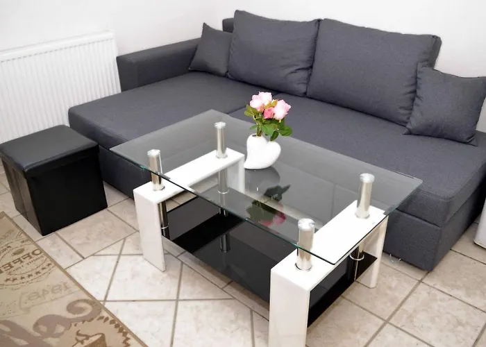Lorabel Apartmanhaz Апартаменты Хевиз