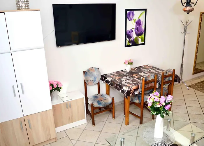 Lorabel Apartmanhaz Apartmán *